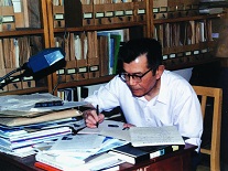 洪朝生院士生平