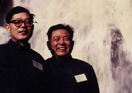 1978年，周光召和彭桓武在桂林合影