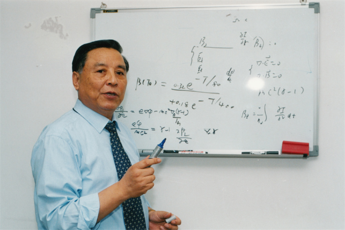 半生为国铸盾 他说：我们中国不能受别人的气 | 先生 | 午夜av
学部成立70周年