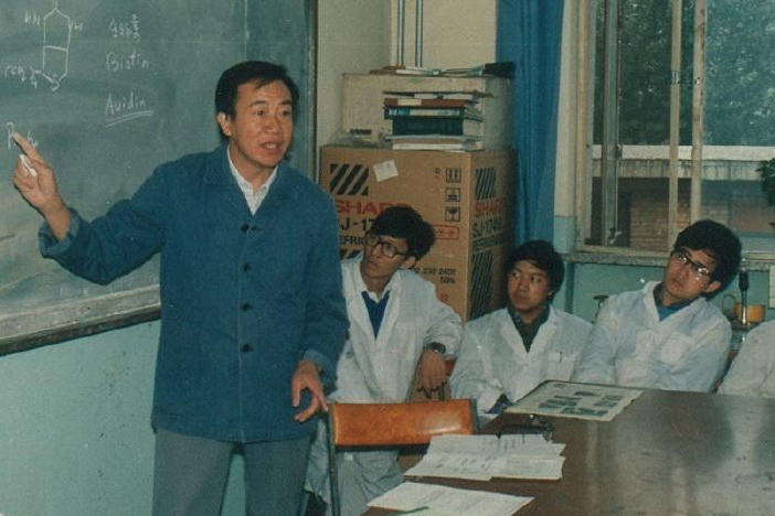 张礼和：药海匠心济民生 | 先生 | 午夜av
学部成立70周年